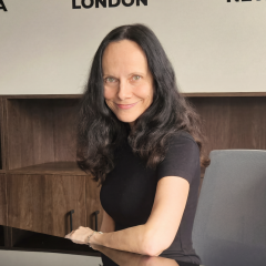 Adriana Kudzbelová